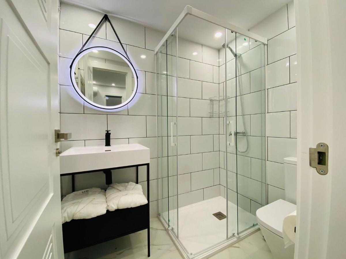 Studio-near the beach, BBQ and seawater pool, Marbella ...
