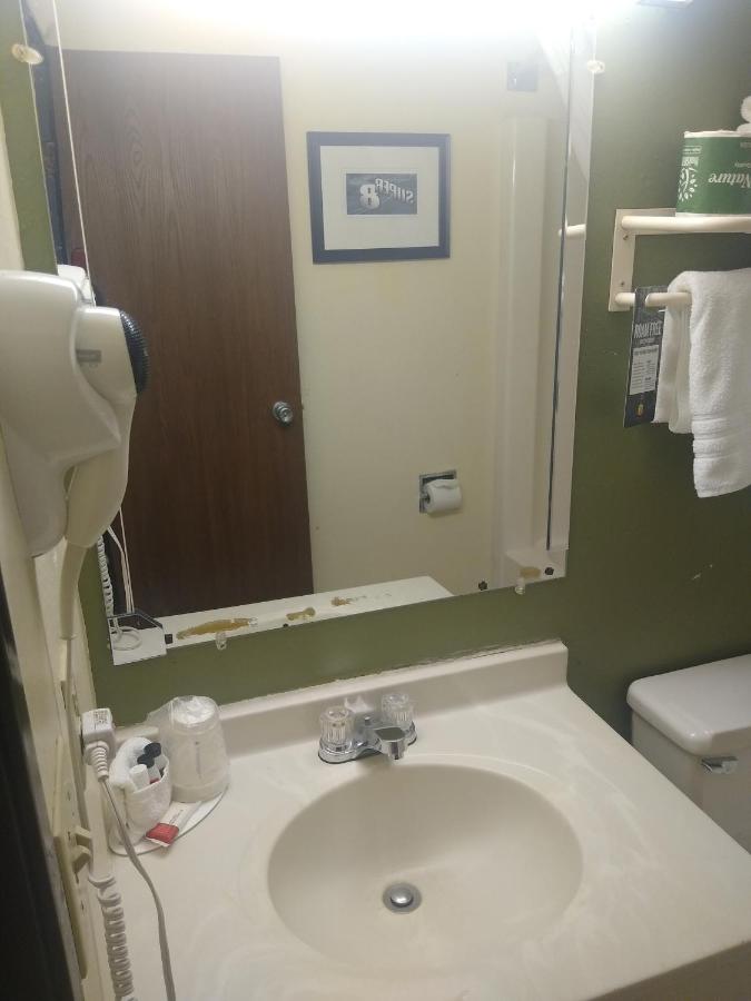 Rocky Mountain Inn — photo 14