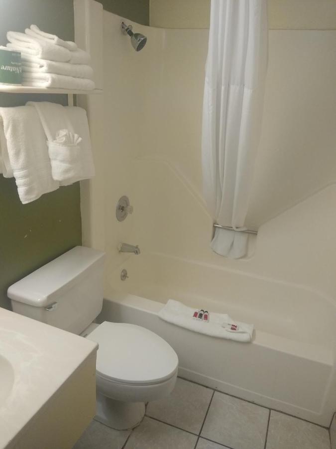 Rocky Mountain Inn — photo 13