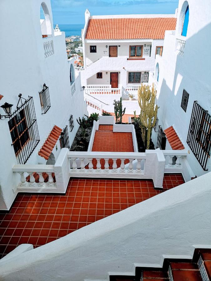 PORT ROYAL, los cristianos, pool,wifi, Arona – Updated 2022 ...