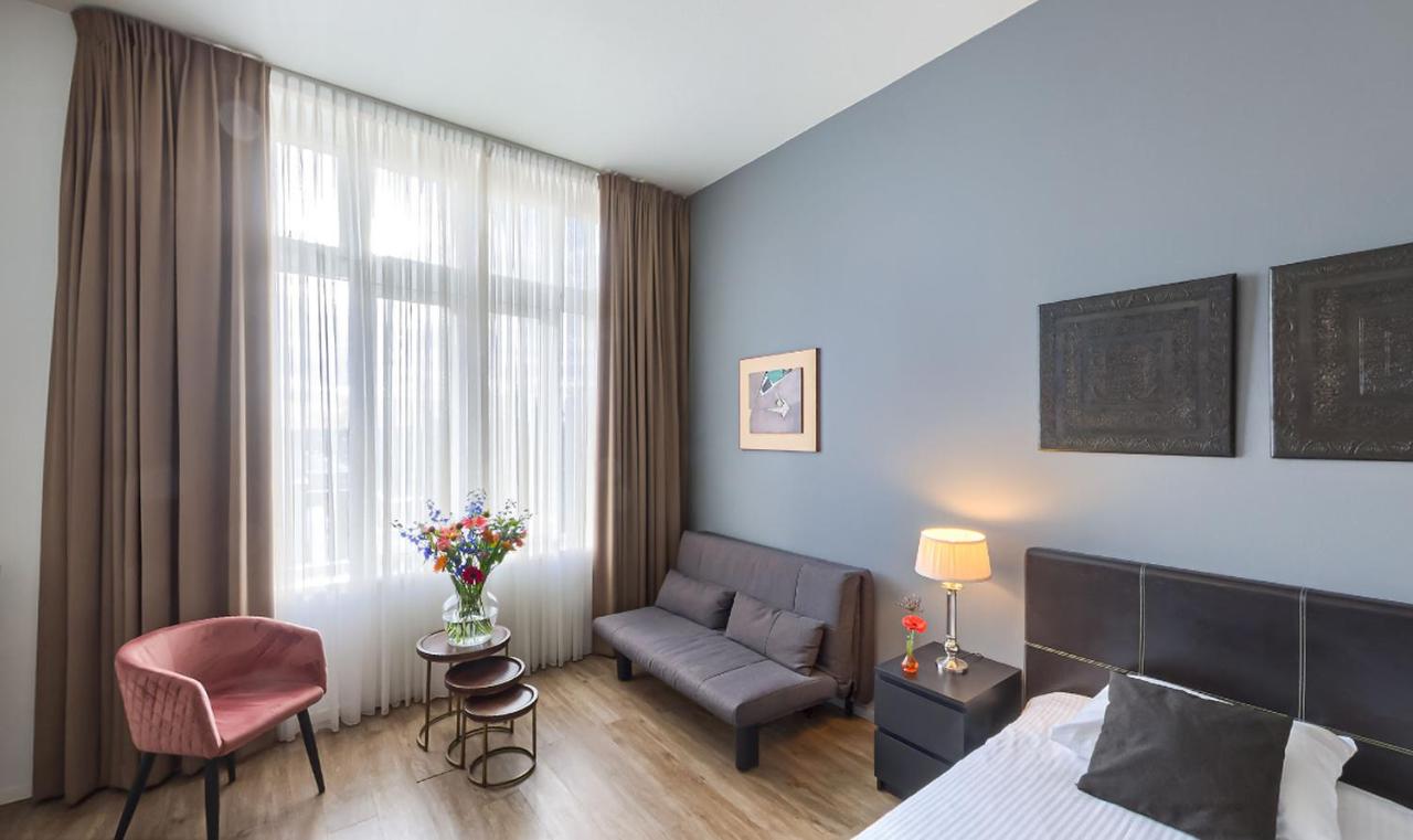 Boutique Hotel Chariot - Amsterdam Schiphol Airport - 2
