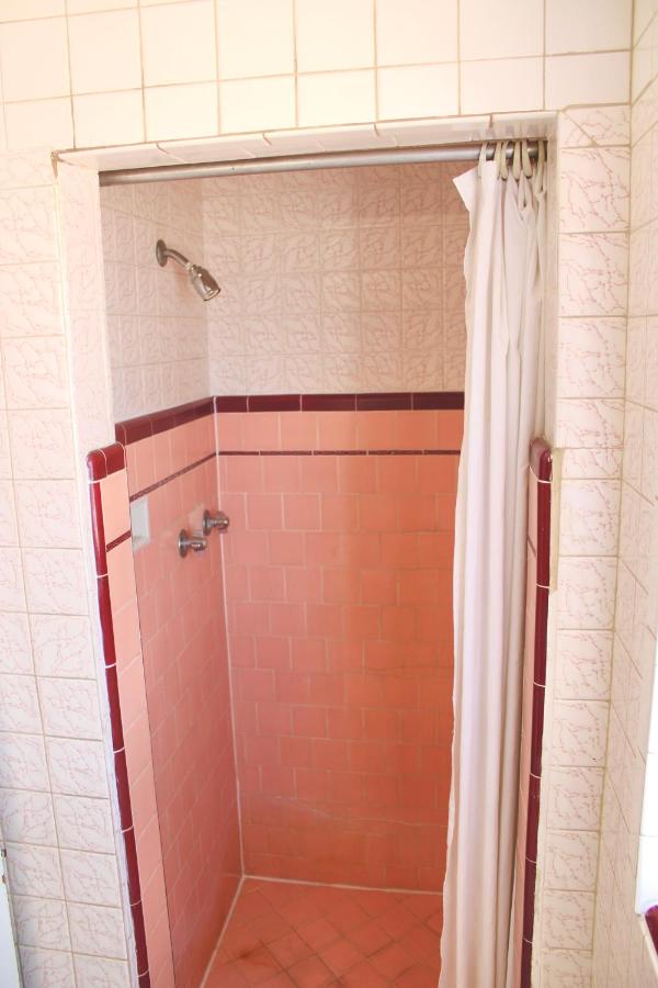 Economy Inn — photo 14