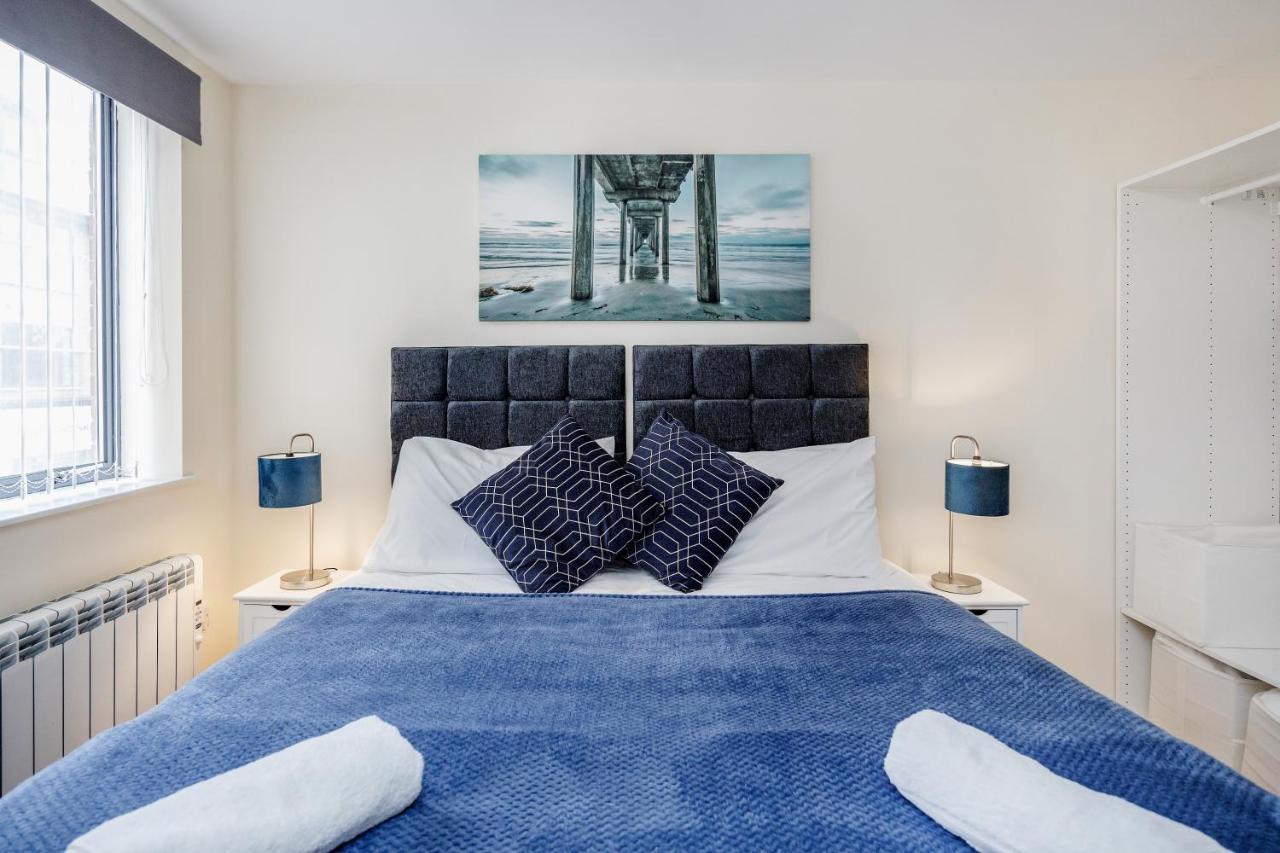 Queens Serviced Apartments - F1 photo