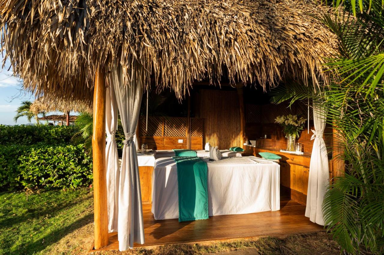 Hotel Tamarindo Diria Beach Resort photo