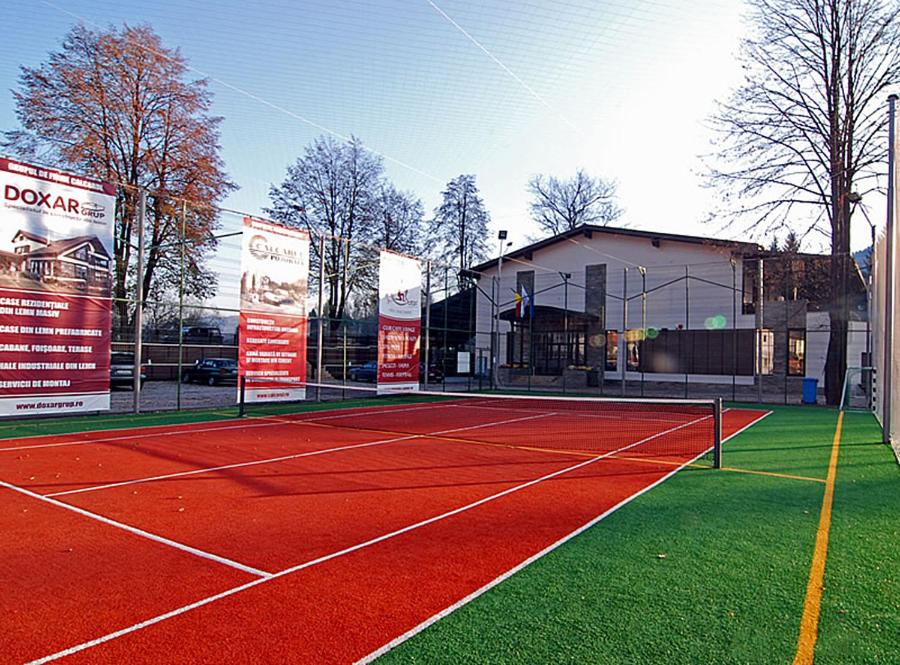 Tennis court: AQUARIUS BOUTIQUE HOTEL