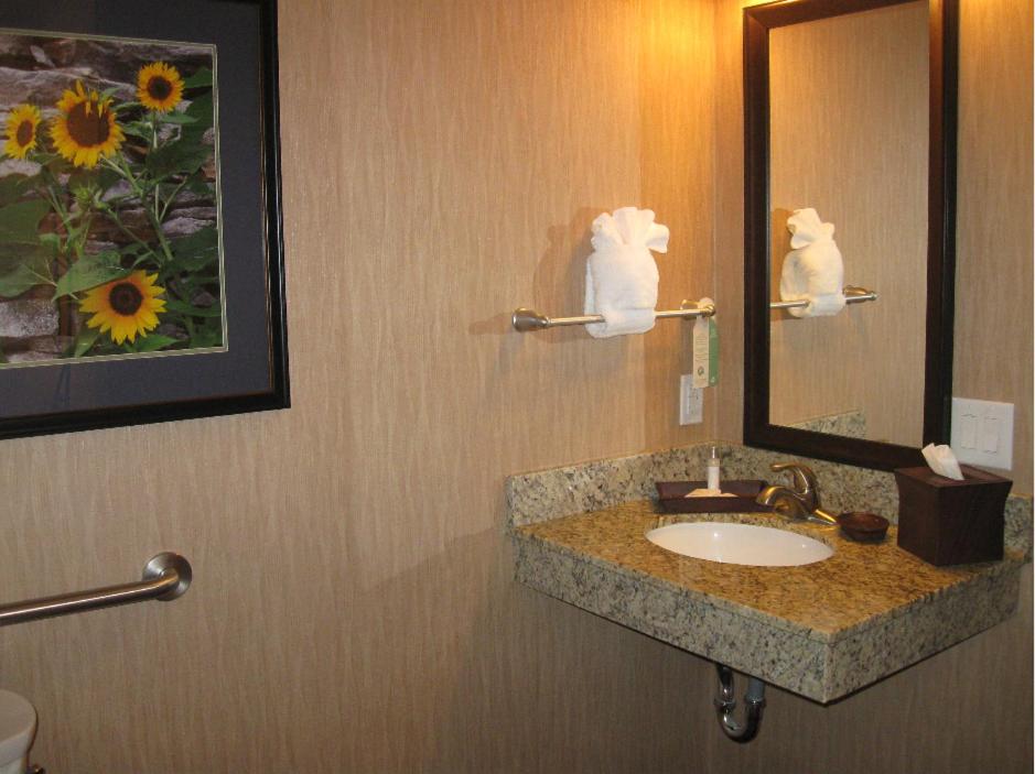 Little Missouri Inn & Suites Watford City — photo 23