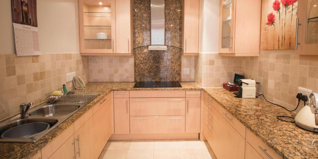 Two Bedroom Apartment - fully furnished and equipped - 3