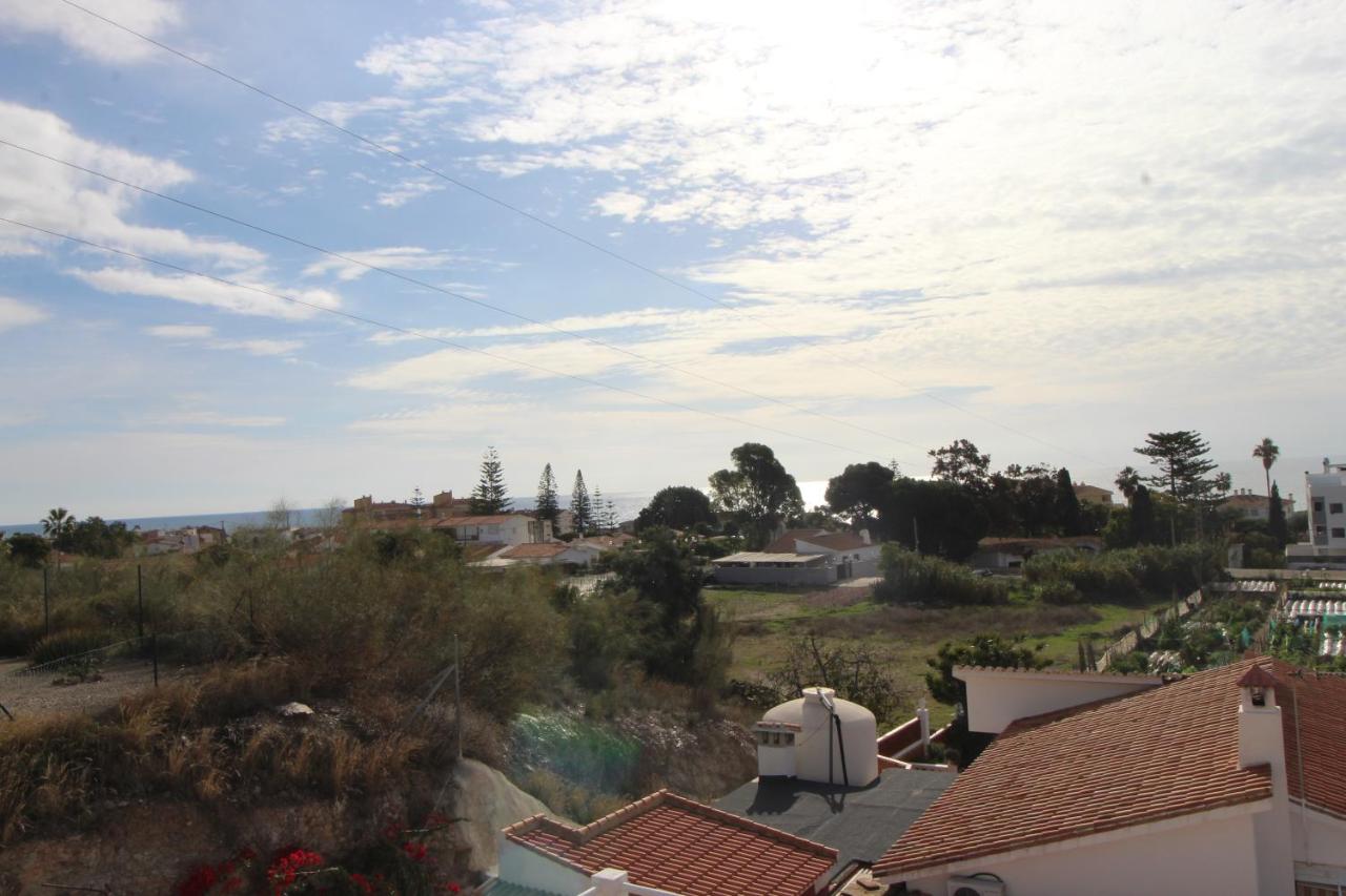 VILLA IBIZA STYLE, Torre de Benagalbón, Spain - Booking.com