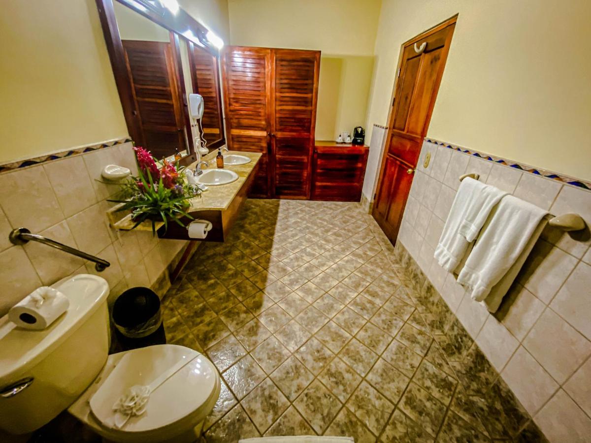 Jaco Hotel DoceLunas photo