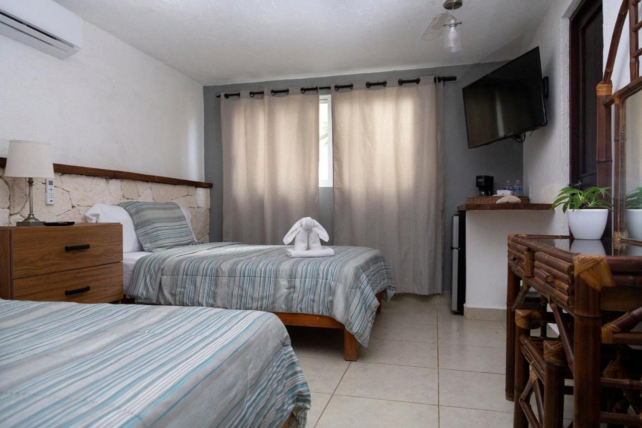 Hotel Amar Inn photo