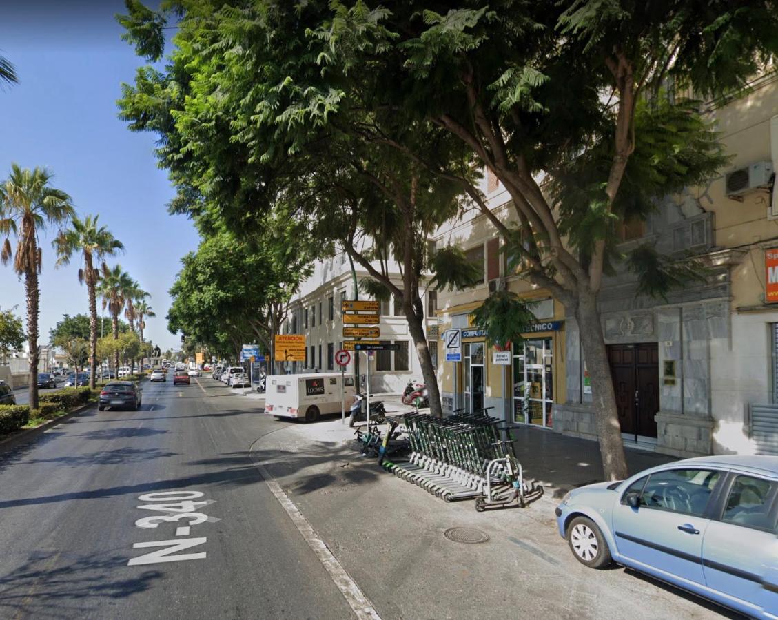 Holidays2Malaga Heredia 3 bedroom opposite Malaga Port ...