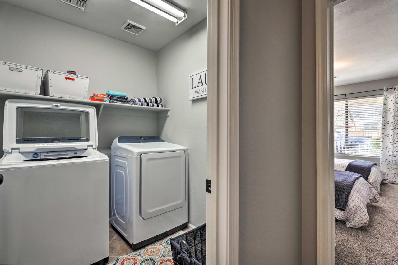 Magnificent Maricopa Home 34 Mi to Phoenix!