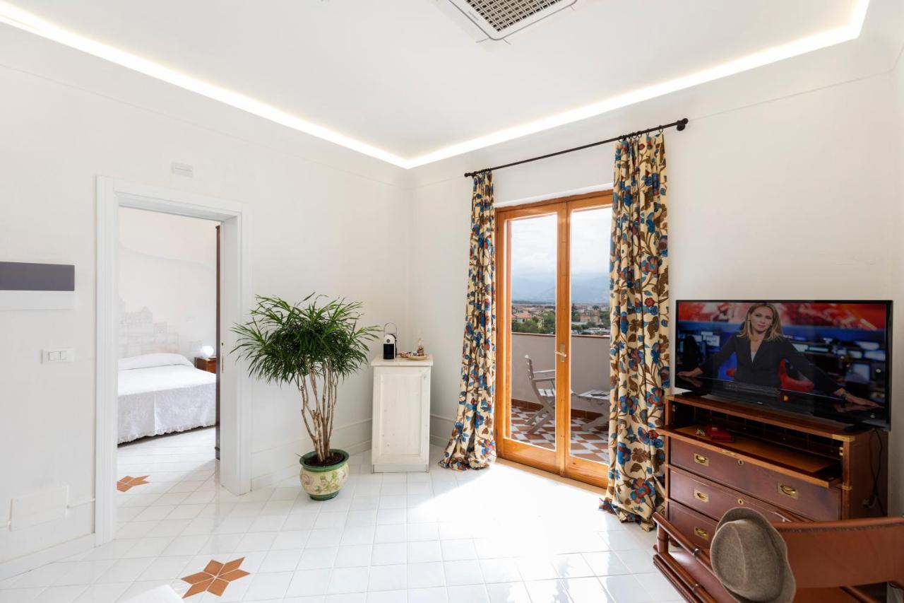 Grand Hotel De Rose photo