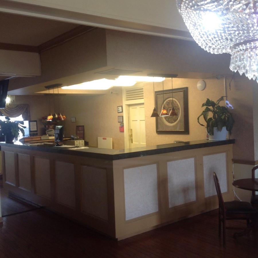 The Regal Inn — photo 12
