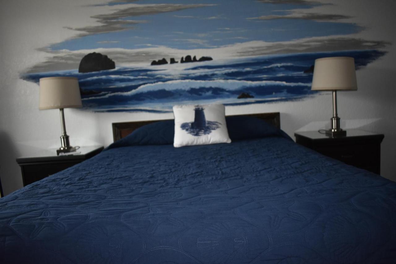 Lighthouse Cove Inn — photo 13
