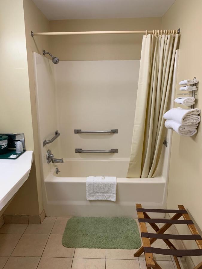 A-One Motel & Apartments — photo 10