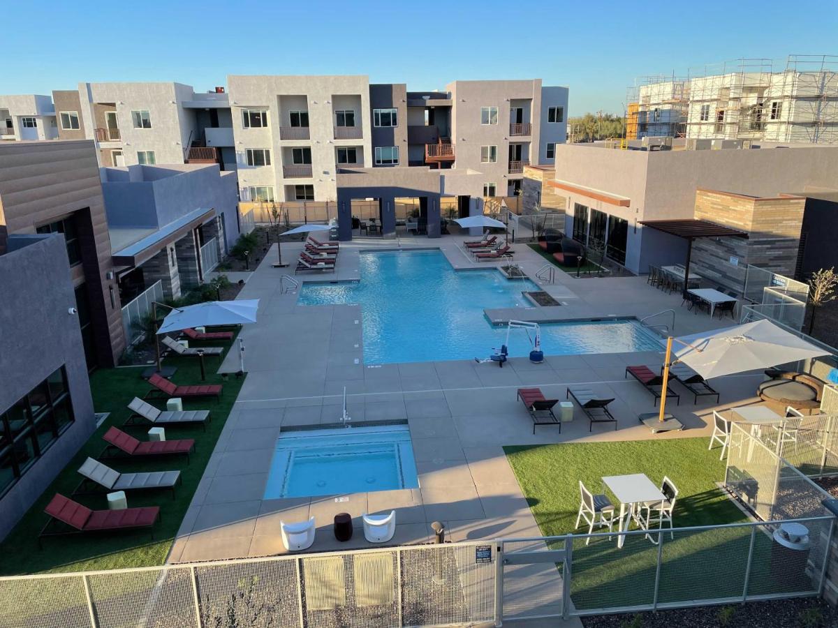 stay gia new modern 1 br apartment with swimming pool gym at grayson place goodyear az booking com