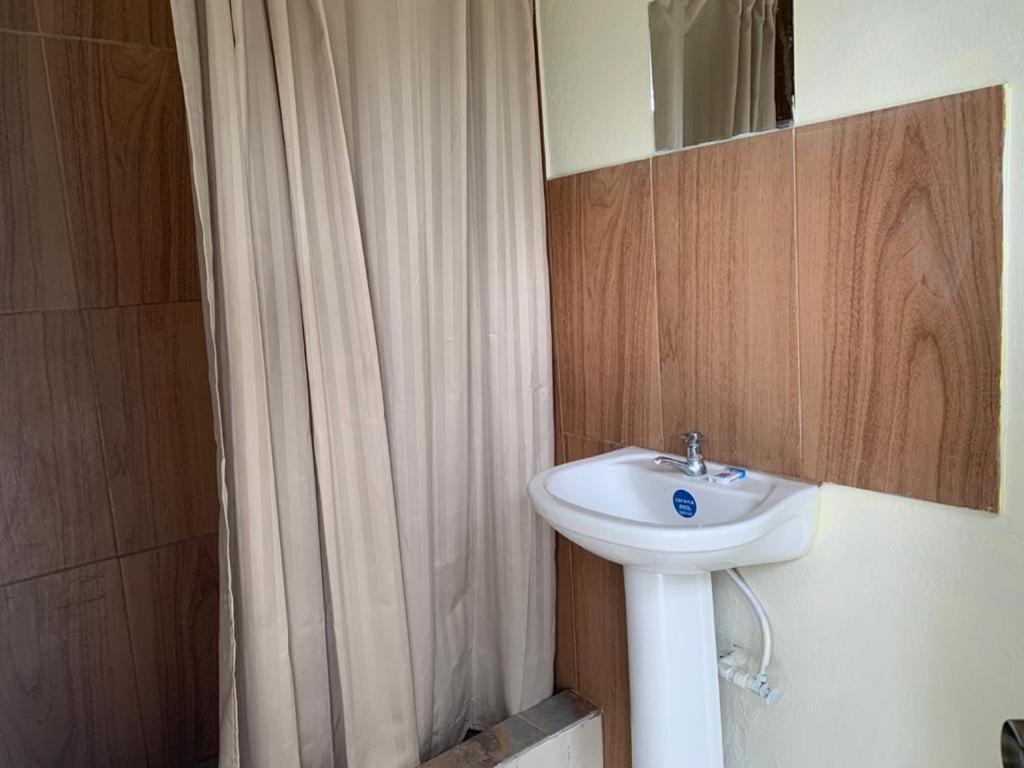 Tha Lagoon Spots CooL VyBz - 2