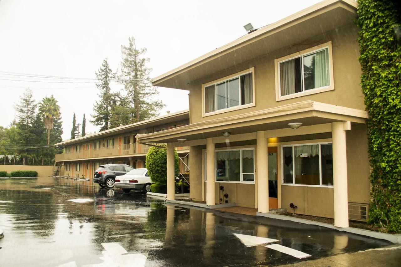 Redwood Budget Motel — photo 5