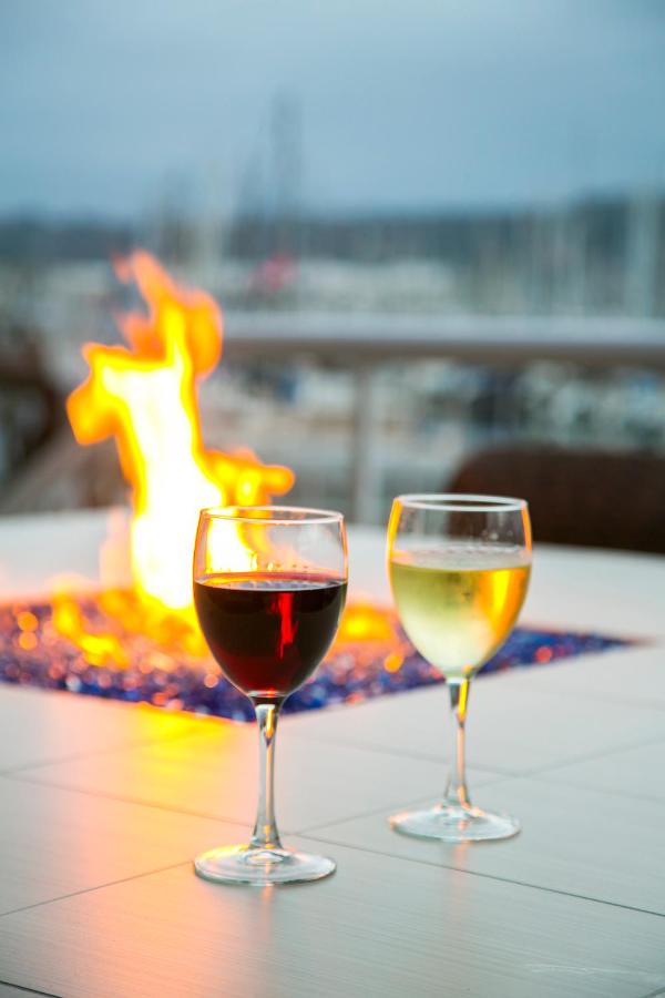 Bay Club Hotel and Marina — photo 9