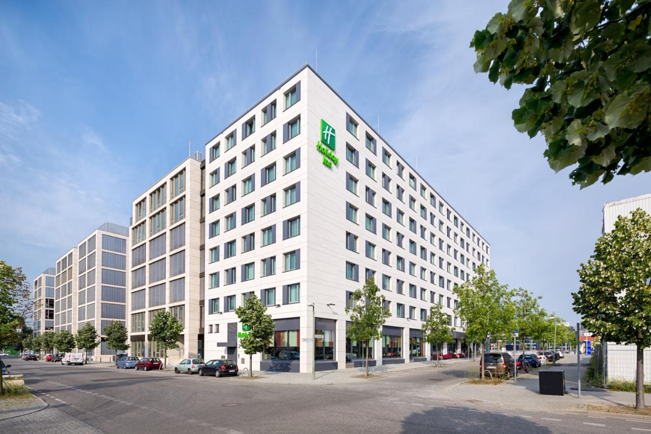 Holiday Inn BERLIN - CITY EAST SIDE - Laterooms