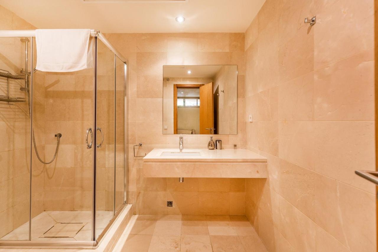 5 bedroom Holiday Townhouse in Riviera Del Sol with sea views ...