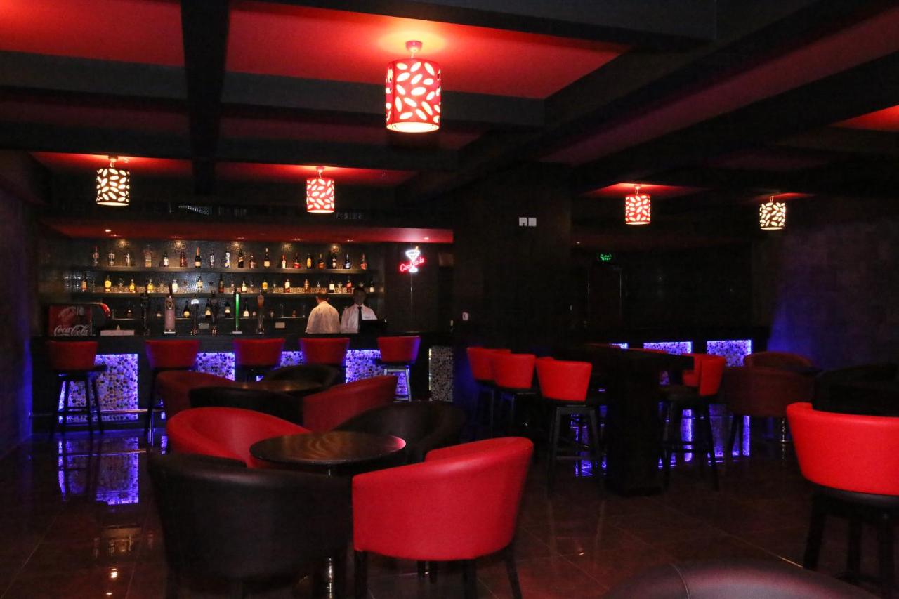 Royal Phoenicia Hotel photo