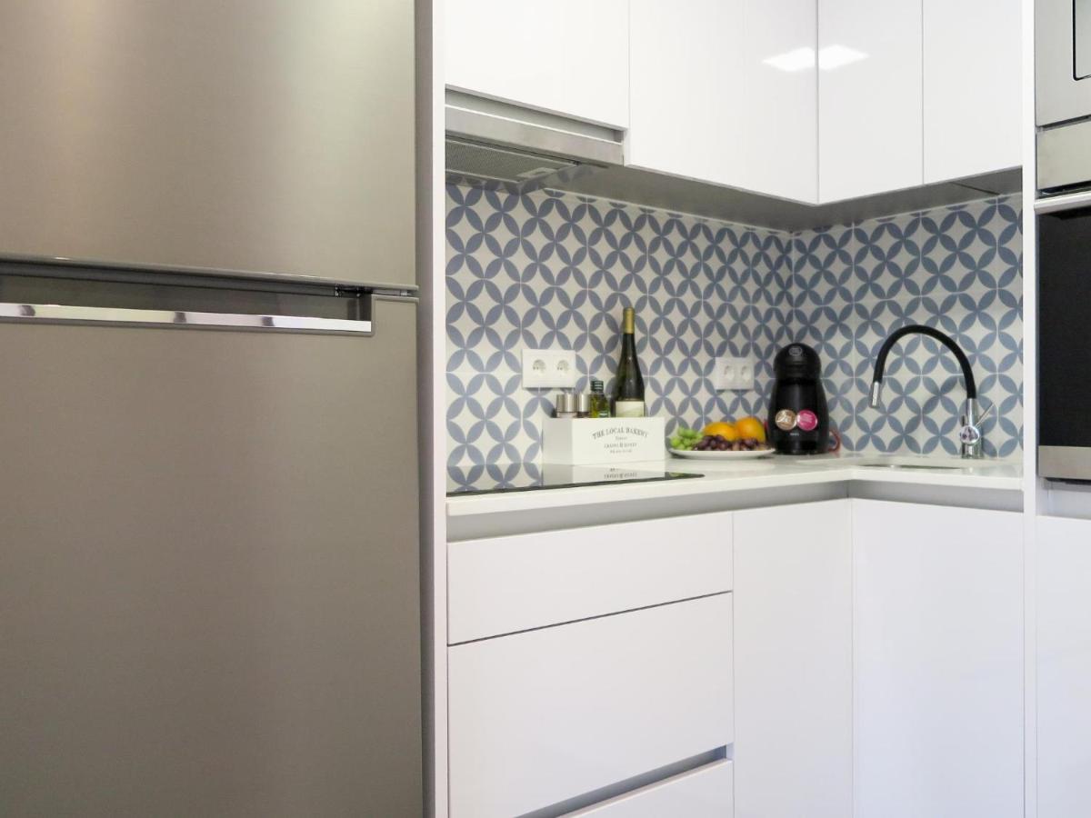 Liberdade stylish apt with balcony - 5