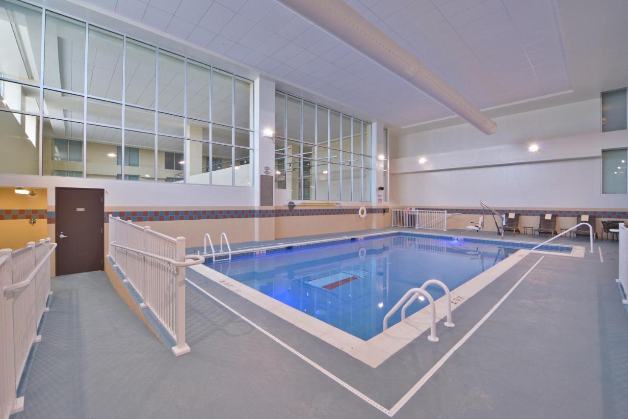Heated swimming pool: Hyatt Place Dewey Beach
