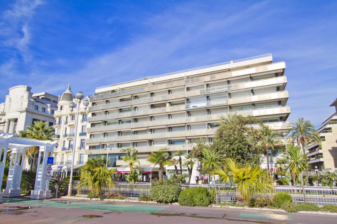 Promenade des Anglais à Nice 289690995