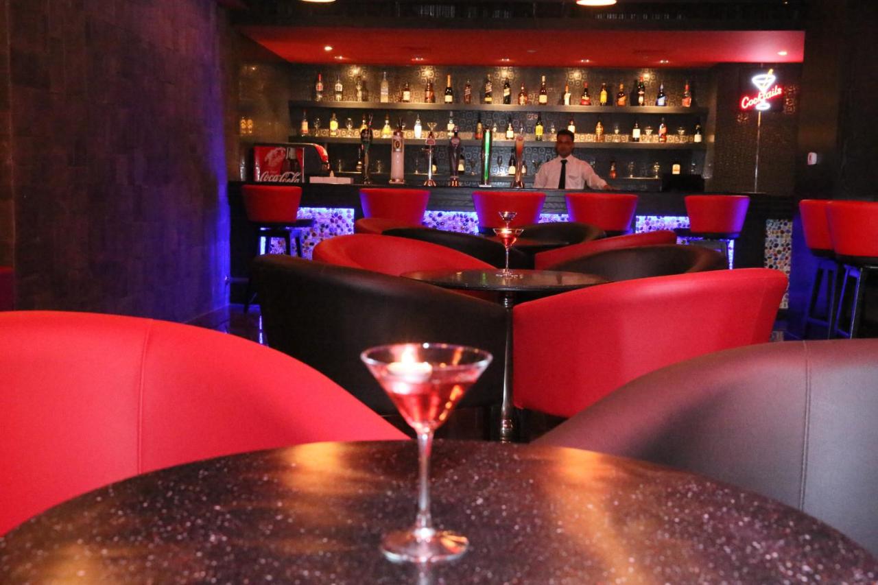 Royal Phoenicia Hotel photo