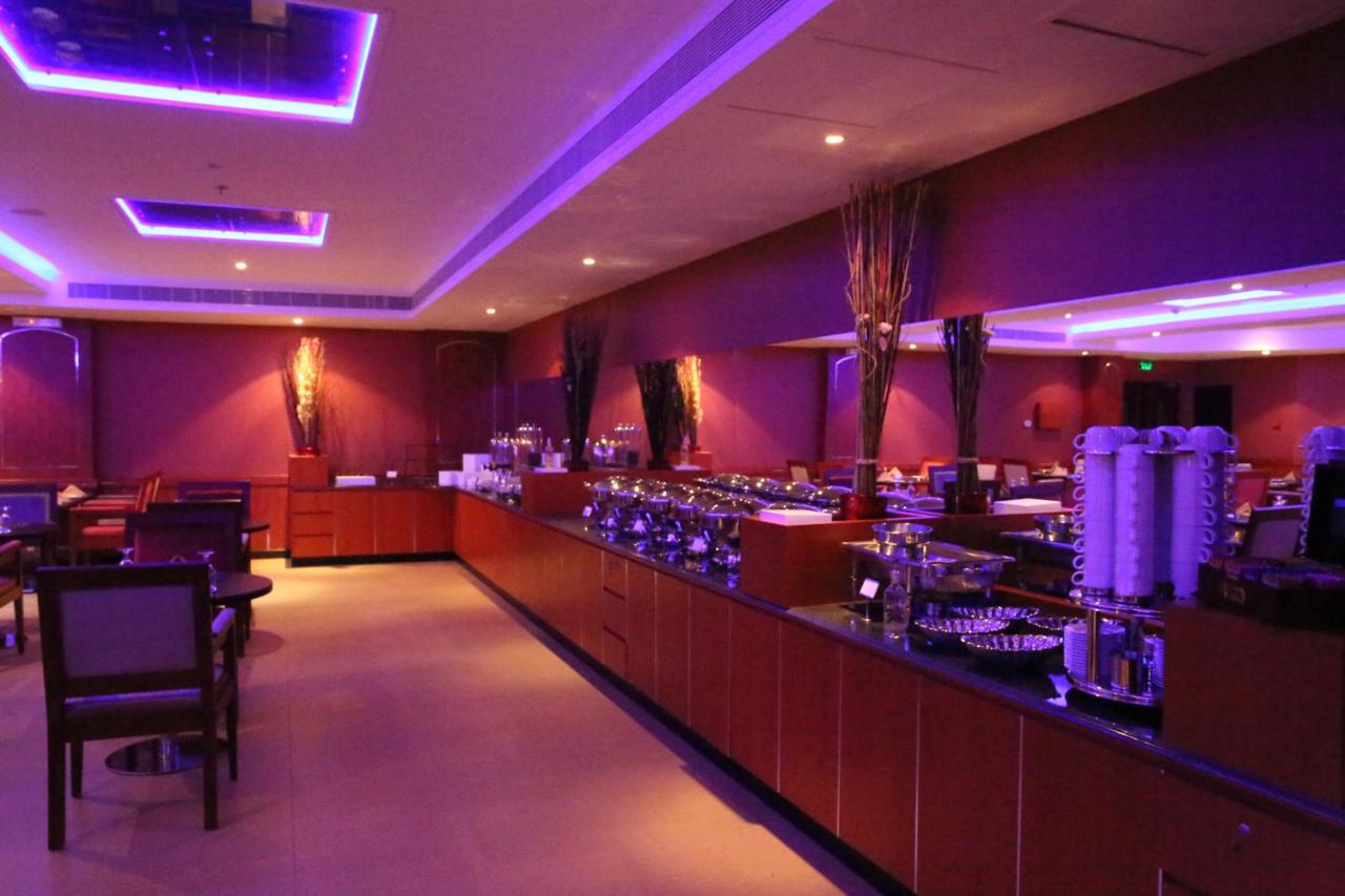 Royal Phoenicia Hotel photo