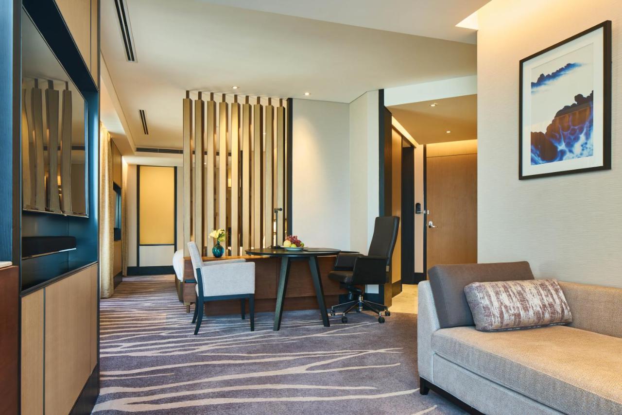 InterContinental Shanghai Hongqiao NECC, an IHG Hotel photo