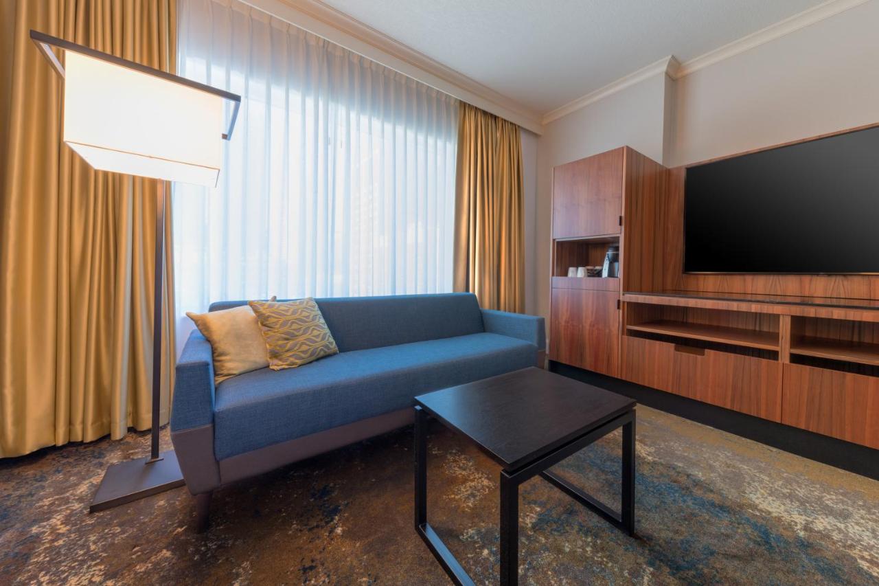 Hyatt Regency Calgary photo