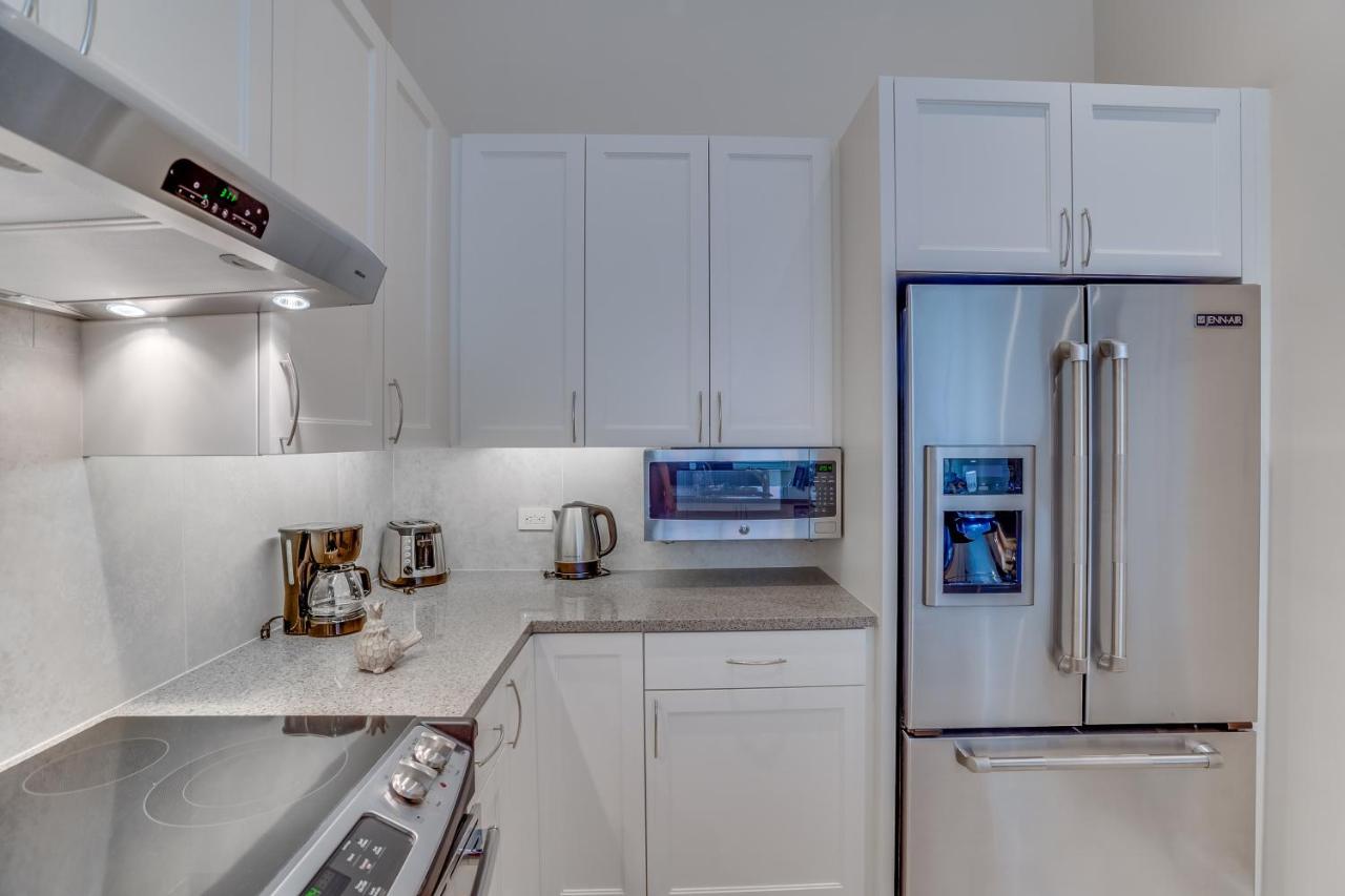 Heaven on Washington Fully Furnished Apartments — photo 21