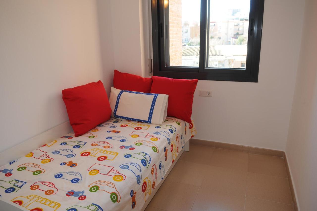 New & Sunny Apartment, Barcelona – Updated 2022 Prices