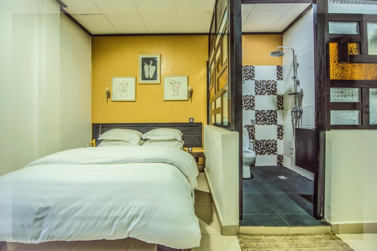 Villa des Roses photo
