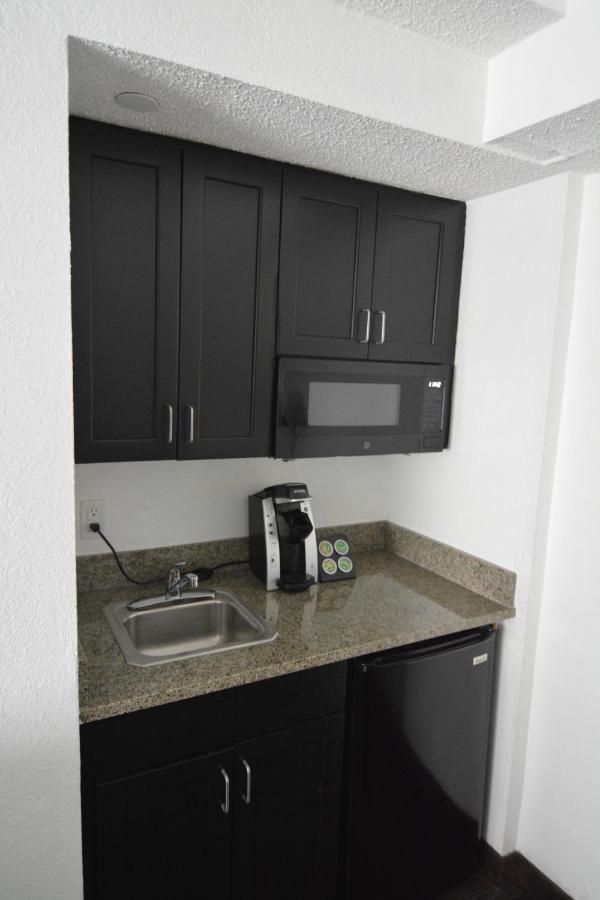 Capitol Hill Hotel — photo 10