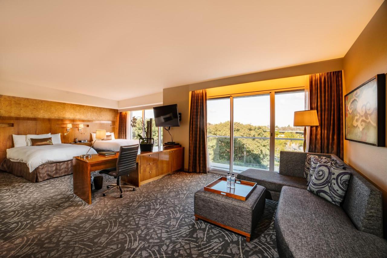 Miyako Hybrid Hotel Torrance — photo 22
