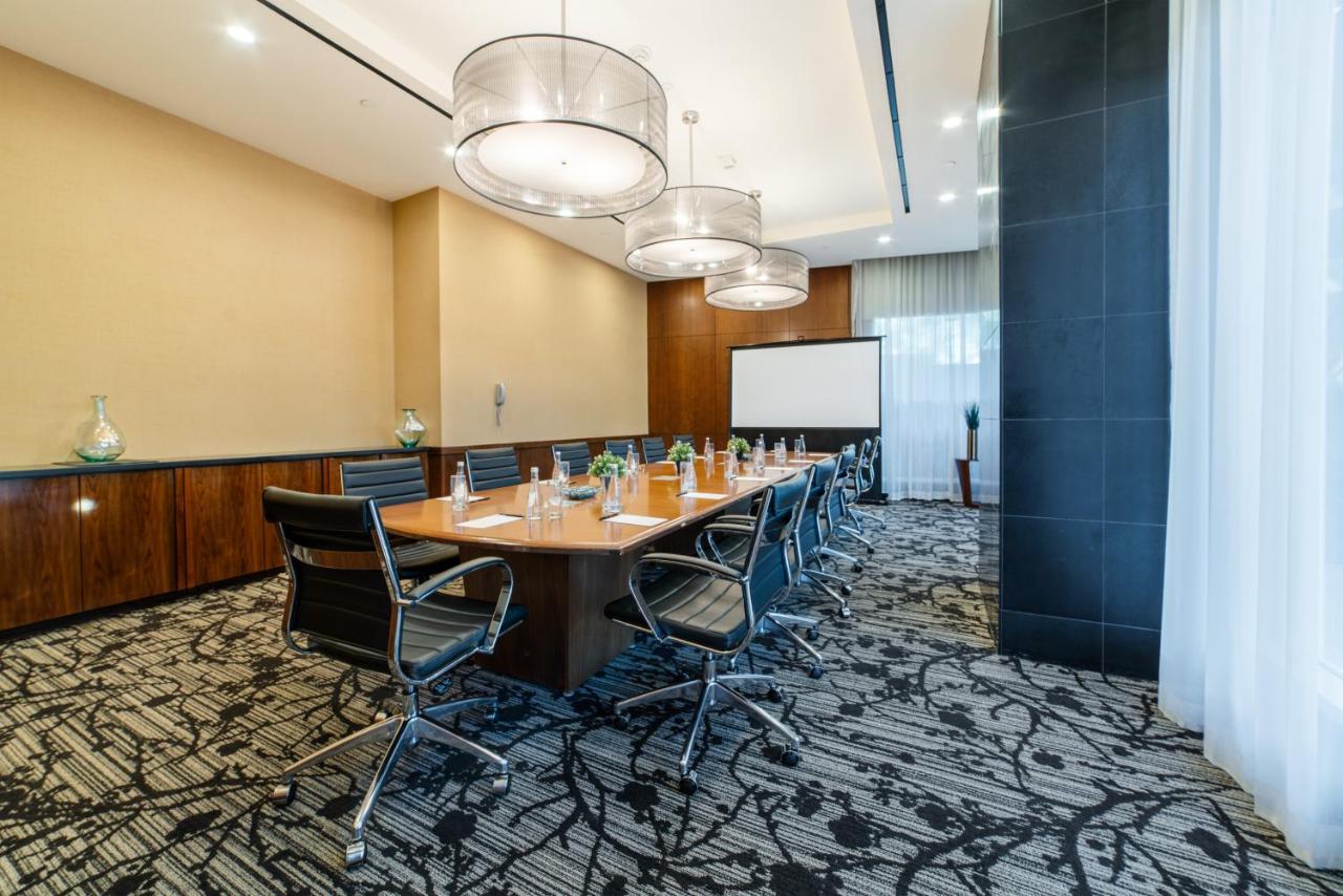 Miyako Hybrid Hotel Torrance — photo 9