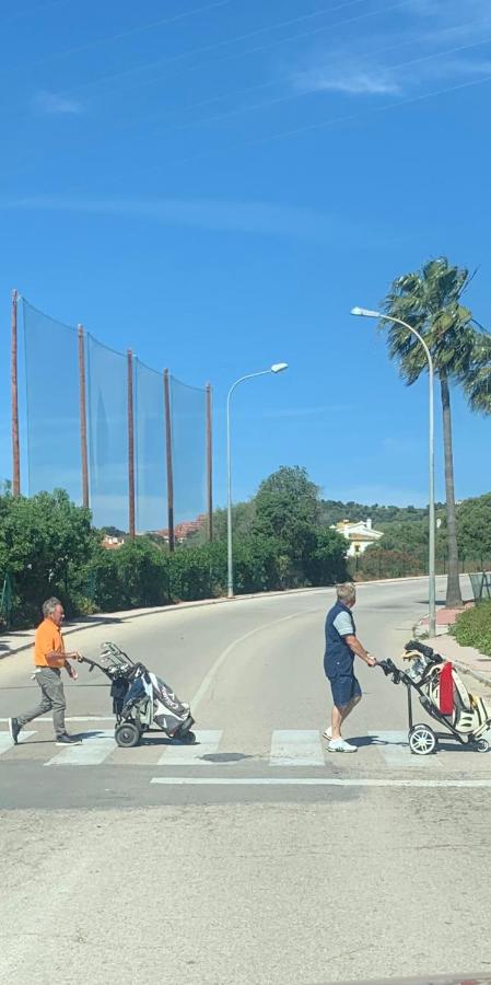 Tennis court: B&B VillaMichieli Marbella