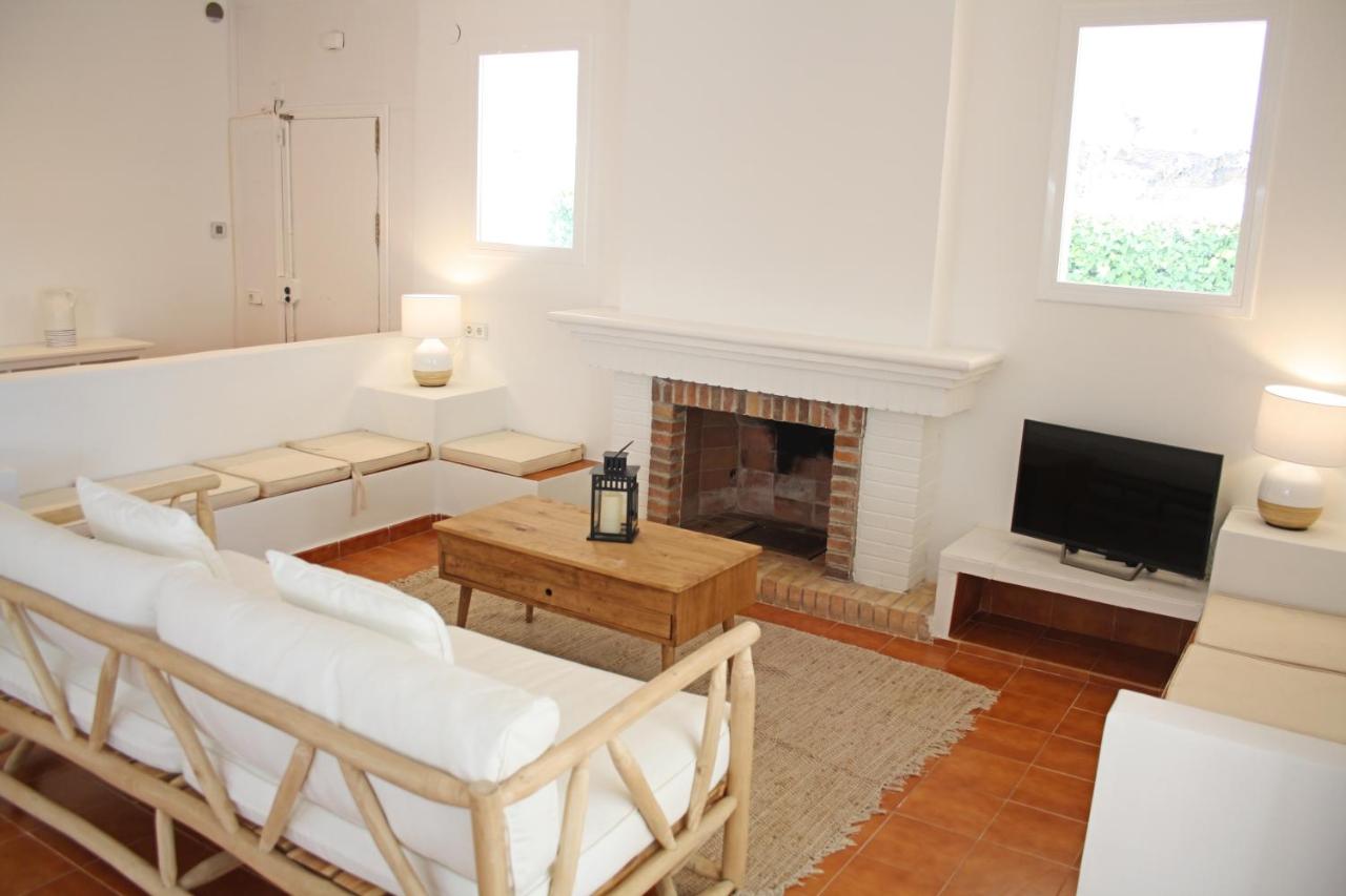 Meritxell seafront villa, Cambrils – Updated 2022 Prices