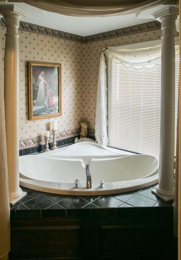 Woodstock Inn Bed & Breakfast — photo 12