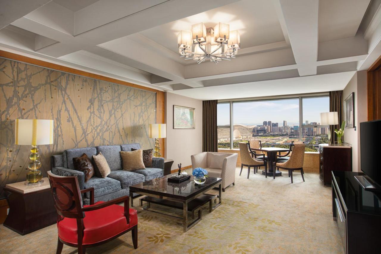 InterContinental Century City Chengdu, an IHG Hotel photo
