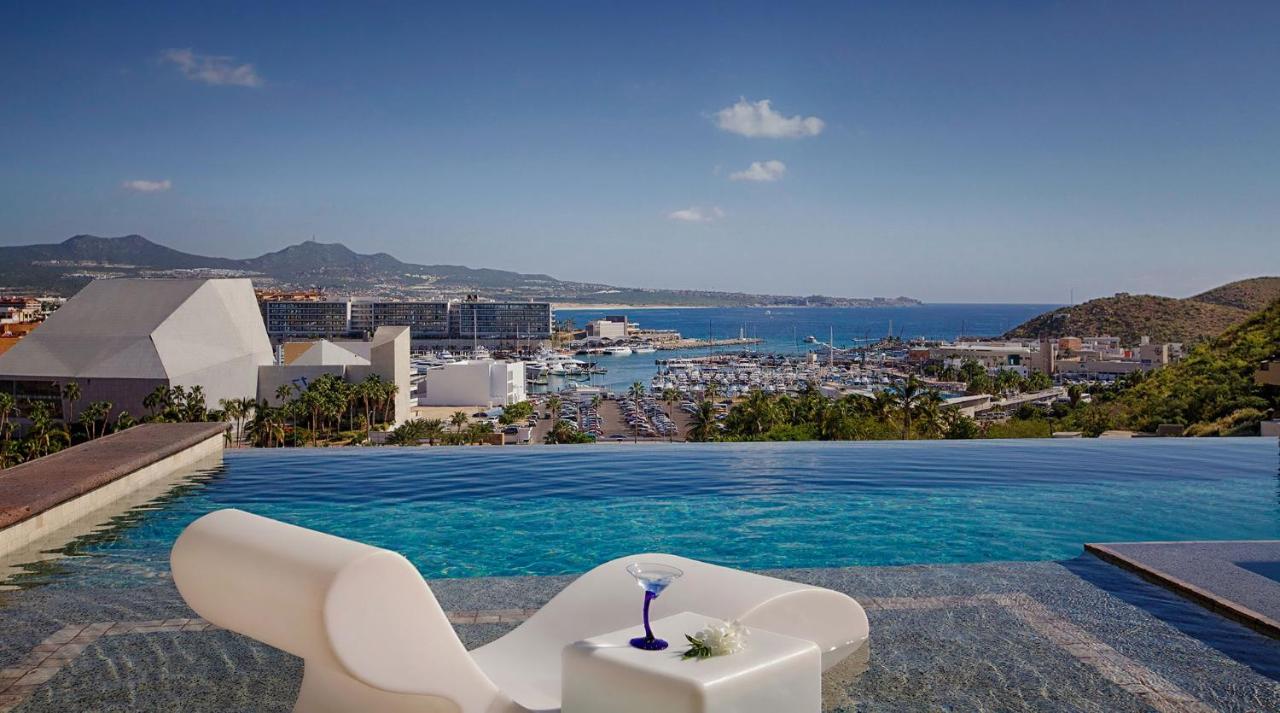 Contemporary Villa with Butler, BIG Marina & Ocean Views Walking Distance to Downtown photo