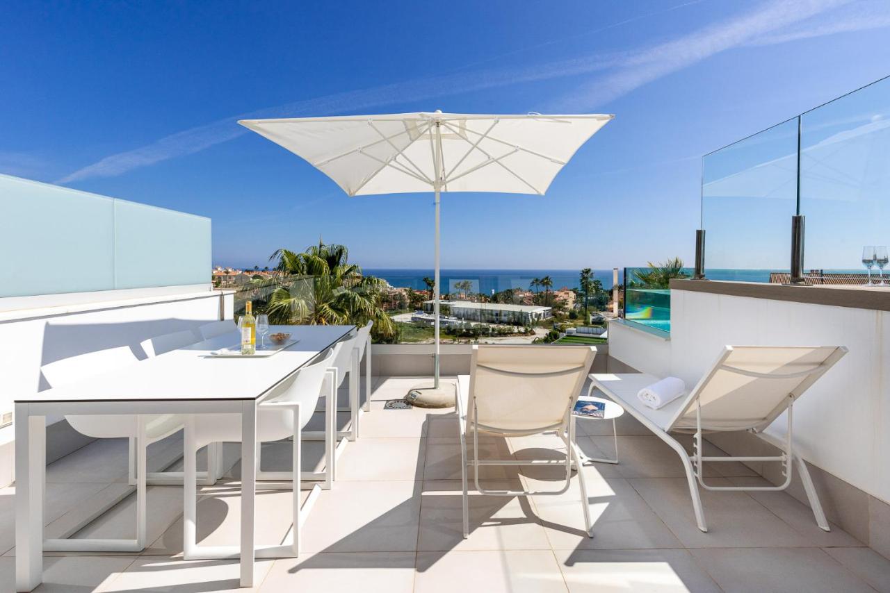 Luxury High End - Santa Barbara Heights II CLC - Privat ...