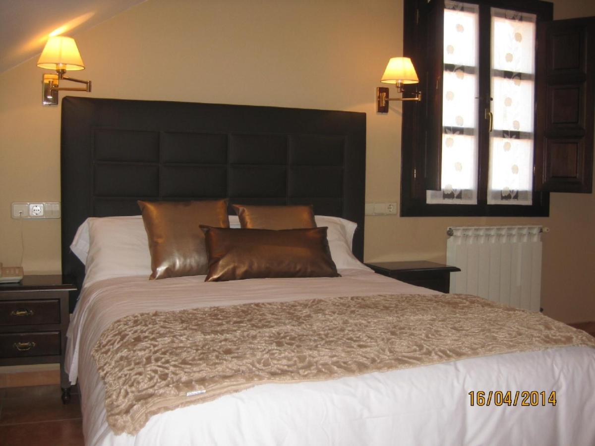 Hotel Rural Entremontes, Corao, Sepanyol - Booking.com