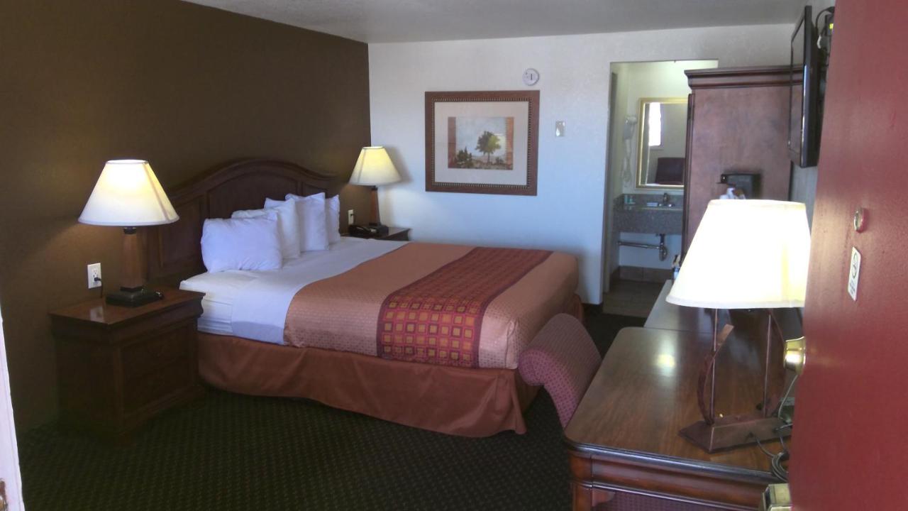 First Interstate Inn — photo 24