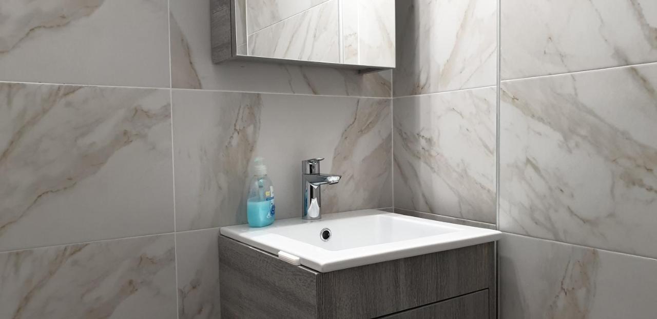 La Playa Studio Best location close to the Beach & center - 3