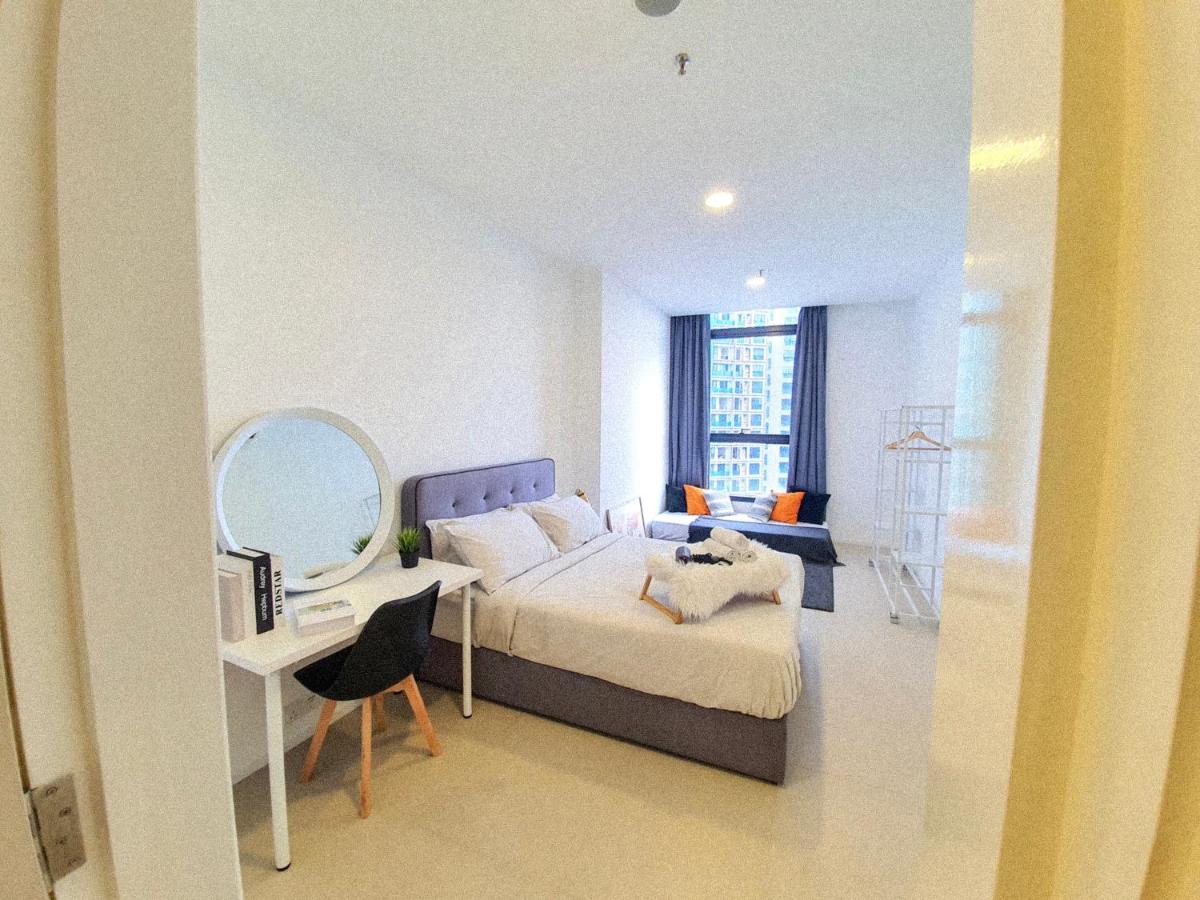 Apartment Arcoris Sky Garden Kl Mont Kiara By 30th Home Kuala Lumpur Malaysia Booking Com